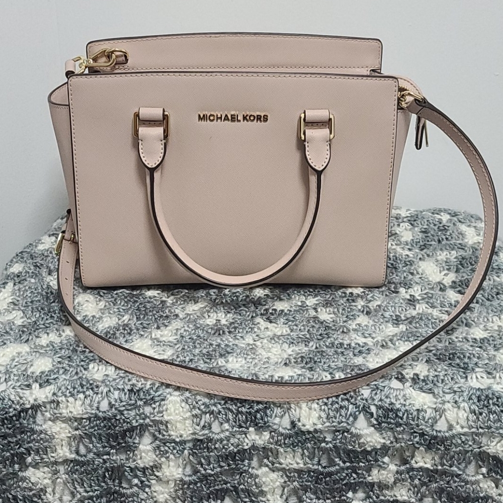 Michael Kors Medium Satchel Pink/Gold